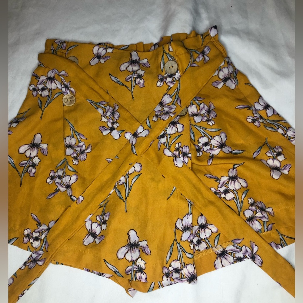 Mustard Yellow Floral Skort, Size M